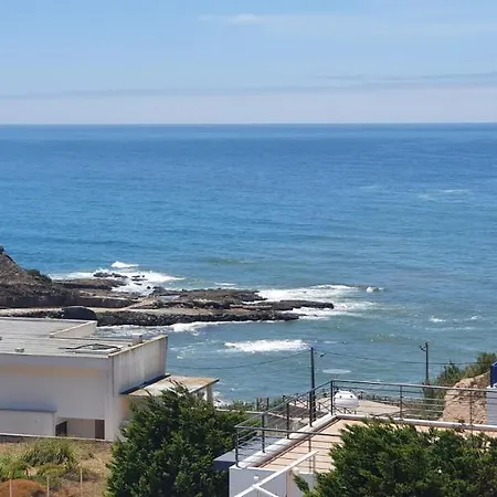 ホームステイ A Better Place By The Sea Ribamar (Lourinha)